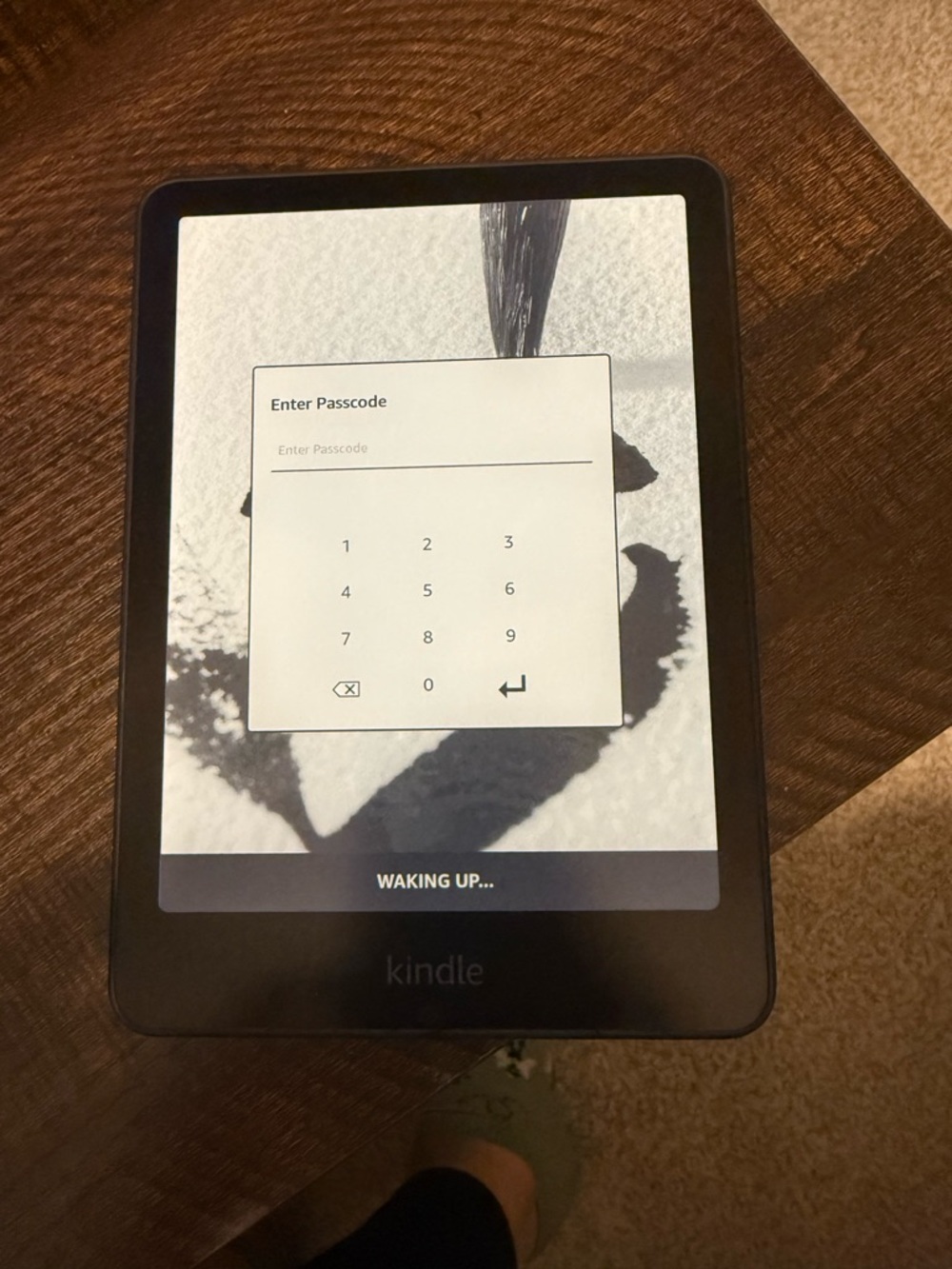 Amazon Kindle Paperwhite 7in 16GB eBook Reader Black with Accessories and Cases